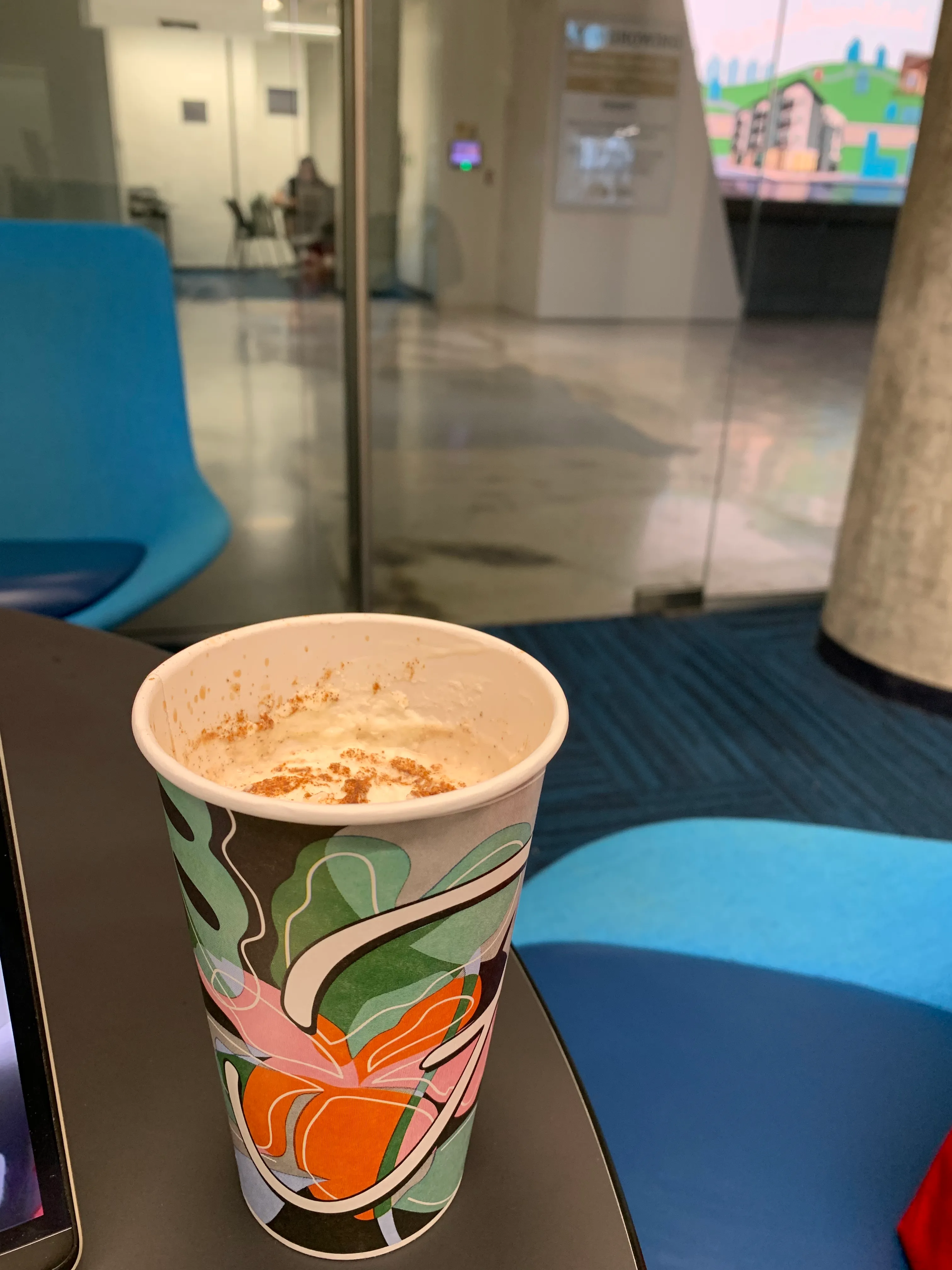 Banana Chai Latte - The colorful cup